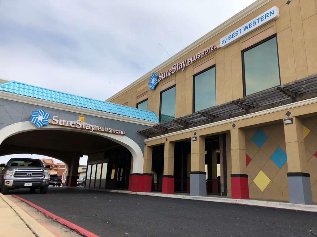 Surestay Plus Hotel By Best Western Lubbock Medical Center Exterior photo